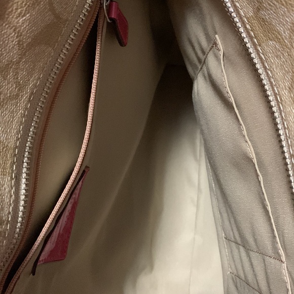 Coach purse / tote - Picture 5 of 7